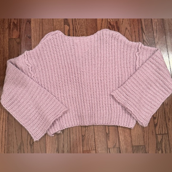 All in Favor Shaker Stitch Crop Knit V-Neck Cardigan Lavender - Picture 4 of 8